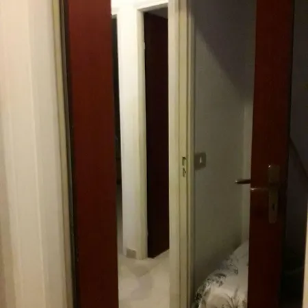 Casavacanzaoasi Guest house