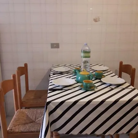Casavacanzaoasi Guest house